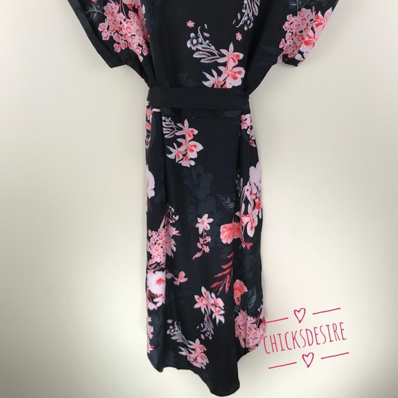 Boho Summer V-neck Midi Printed Dress - Picture 8 of 8